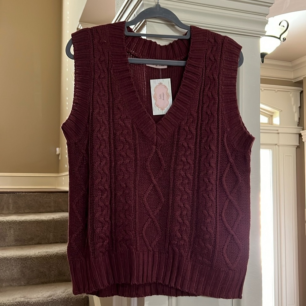 NWT Women’s Ces Femme sweater vest, size medium, burgundy/wine